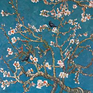 边挨草边给老公打电话
